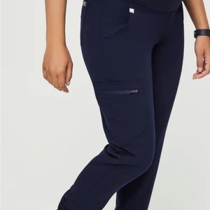 Figs Zamora maternity jogger scrubs XS